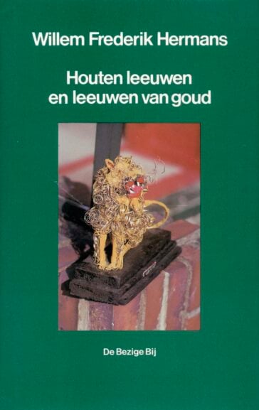 Houten leeuwen en leeuwen van goud