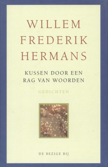 Kussen door een rag van woorden