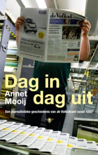 Dag in dag uit - Annet Mooij