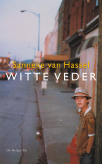 Witte Veder - Sanneke van Hassel